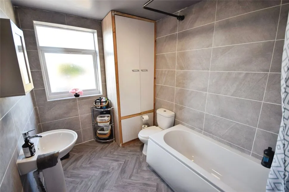 St. Johns Avenue, Kirkby-in-Ashfield, NG17, photo 8