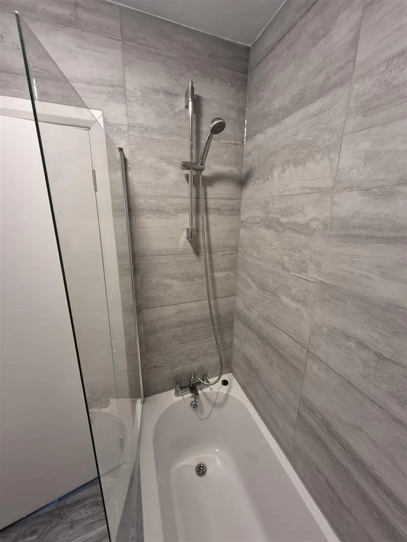 St. Johns Road, London, photo 9