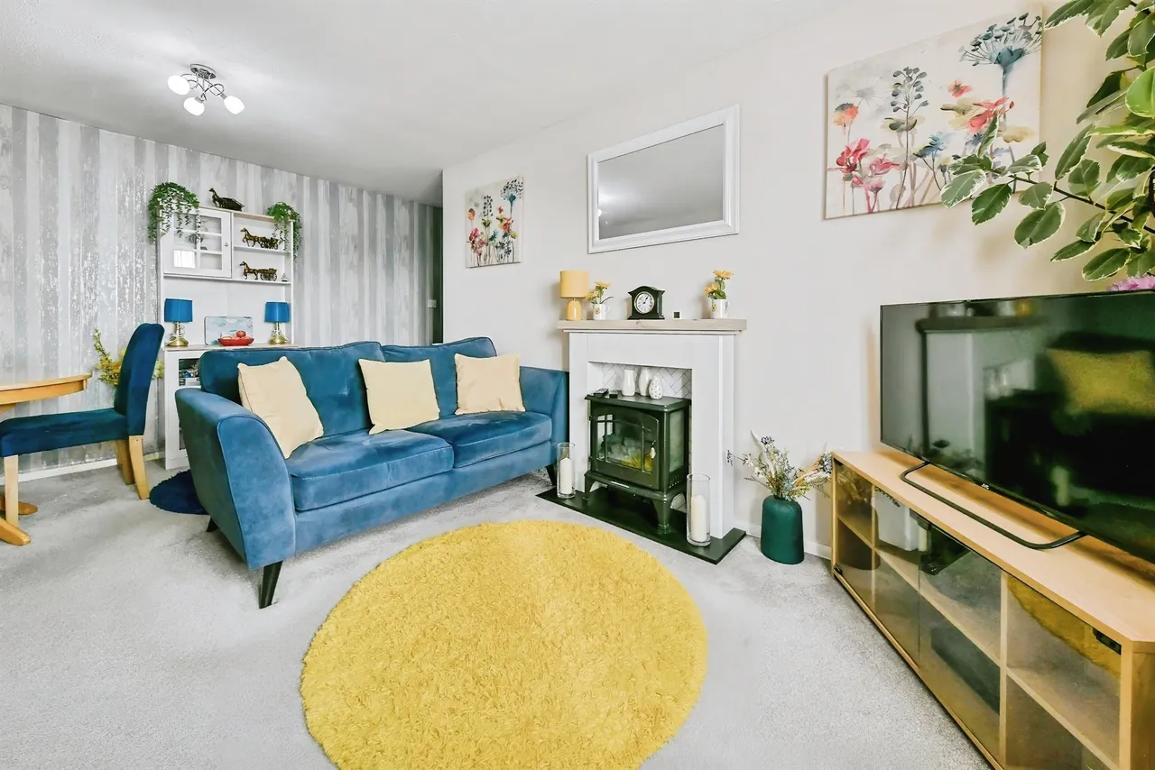 Prestatyn Close, Stevenage, SG1, photo 2