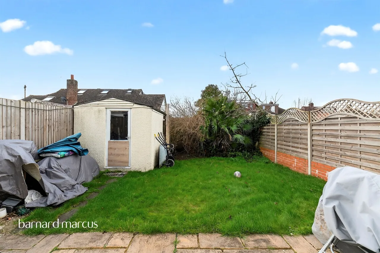 Cromwell Road, Worcester Park, photo 3