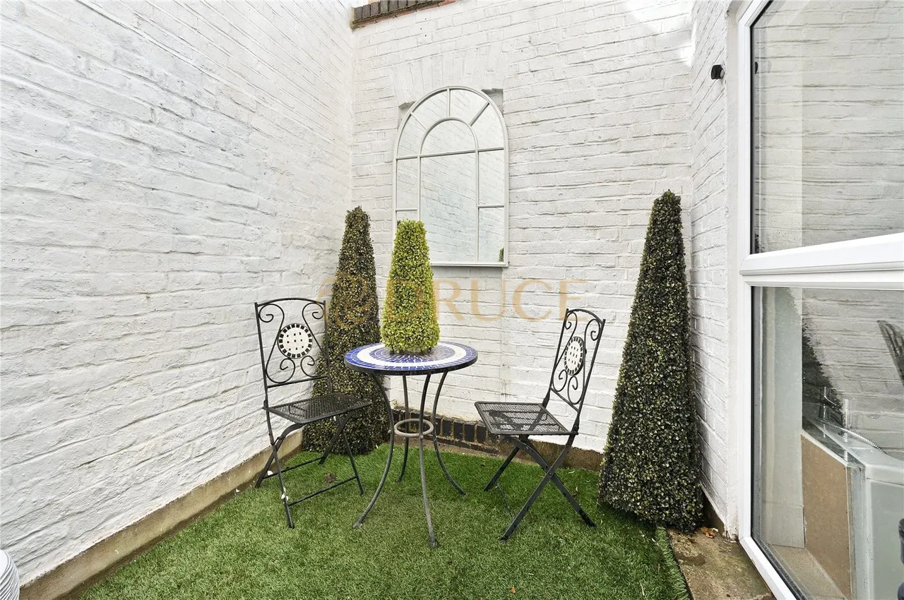 Needham Road, London, W11, photo 9