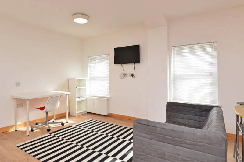 Coldridge House, Cowley Bridge Road, Exeter, Devon, EX4 4GB, photo 2