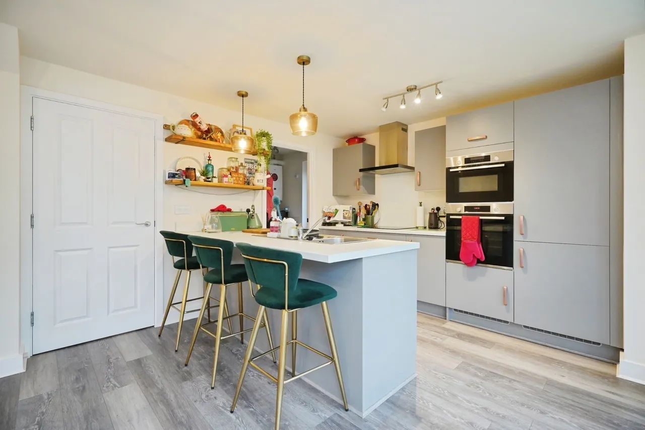 Woolley Avenue, Hugglescote, LE67, photo 6