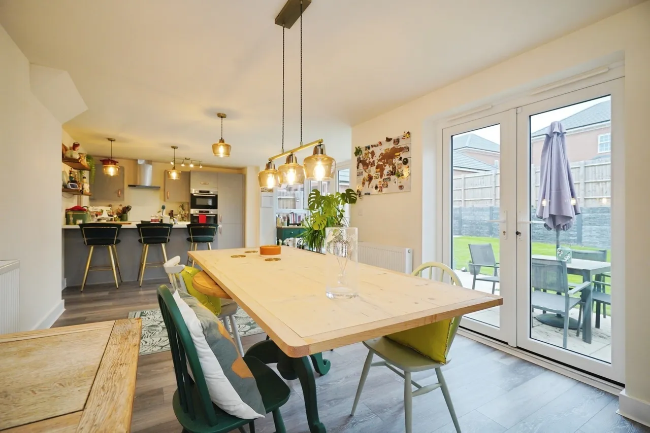 Woolley Avenue, Hugglescote, LE67, photo 9