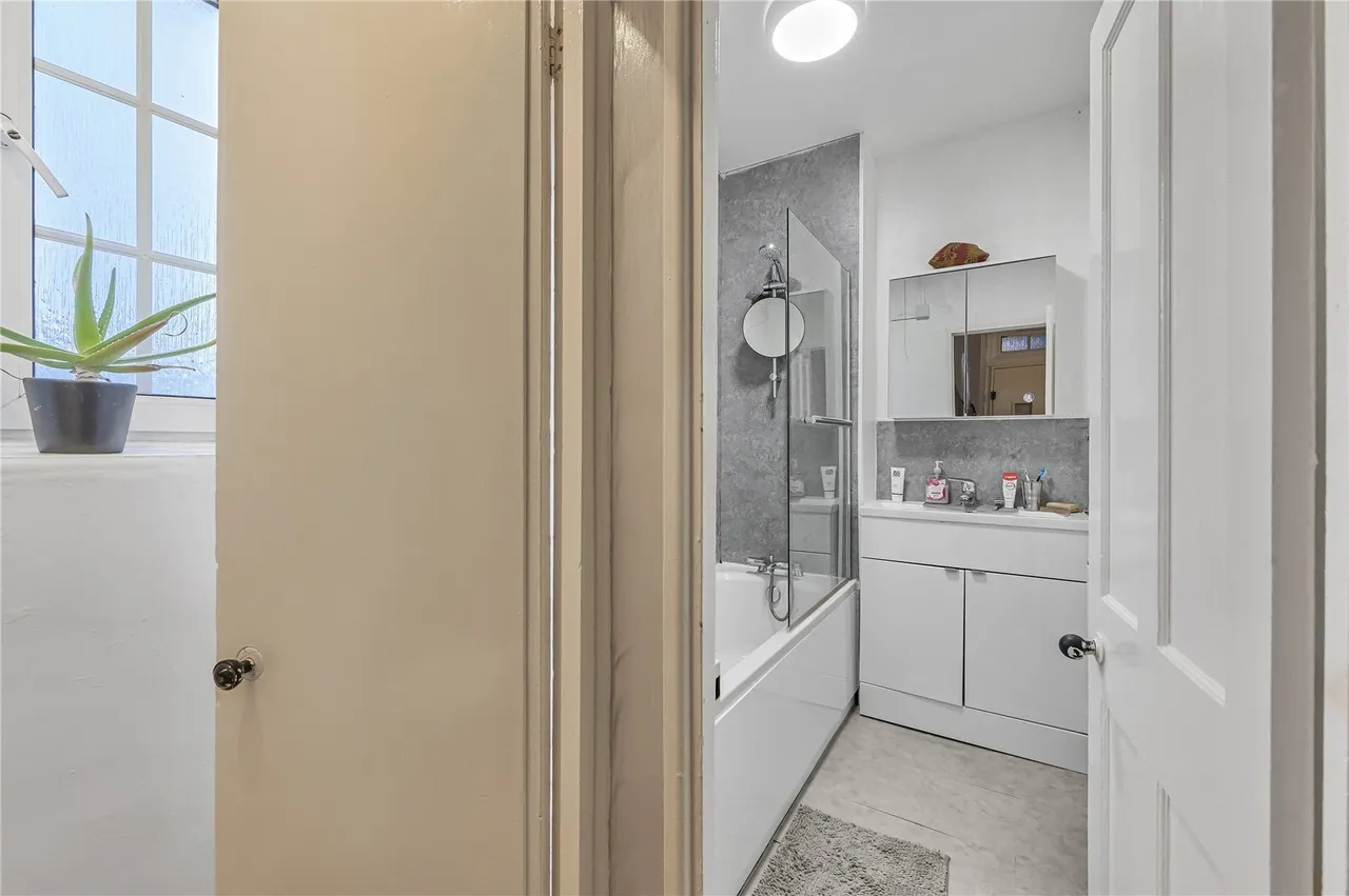 Union Grove, London, SW8, photo 10