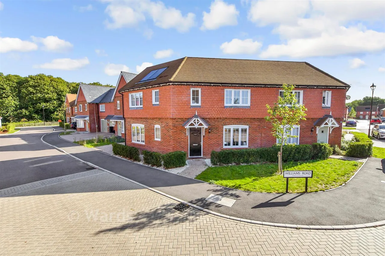 3 bed house for sale, Williams Road, Allington, ME16