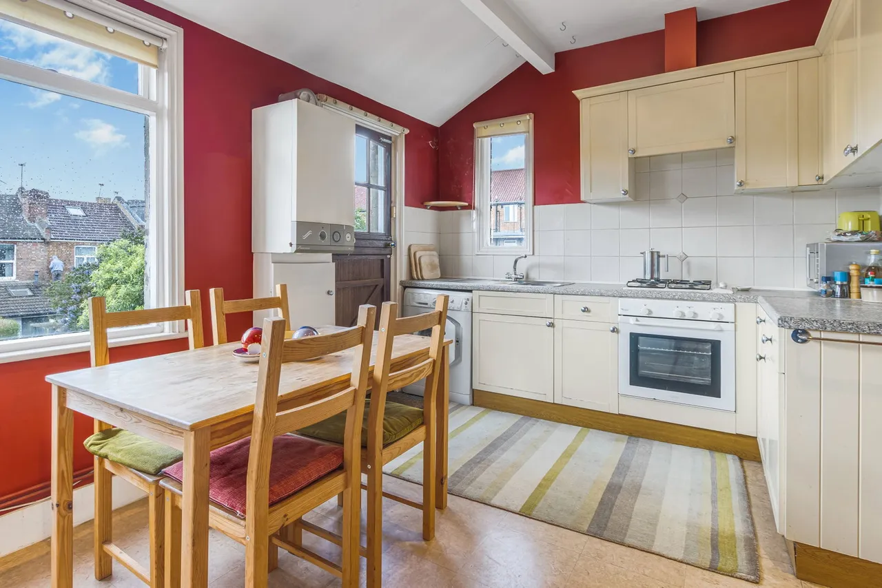 Leslie Road, N2, photo 11