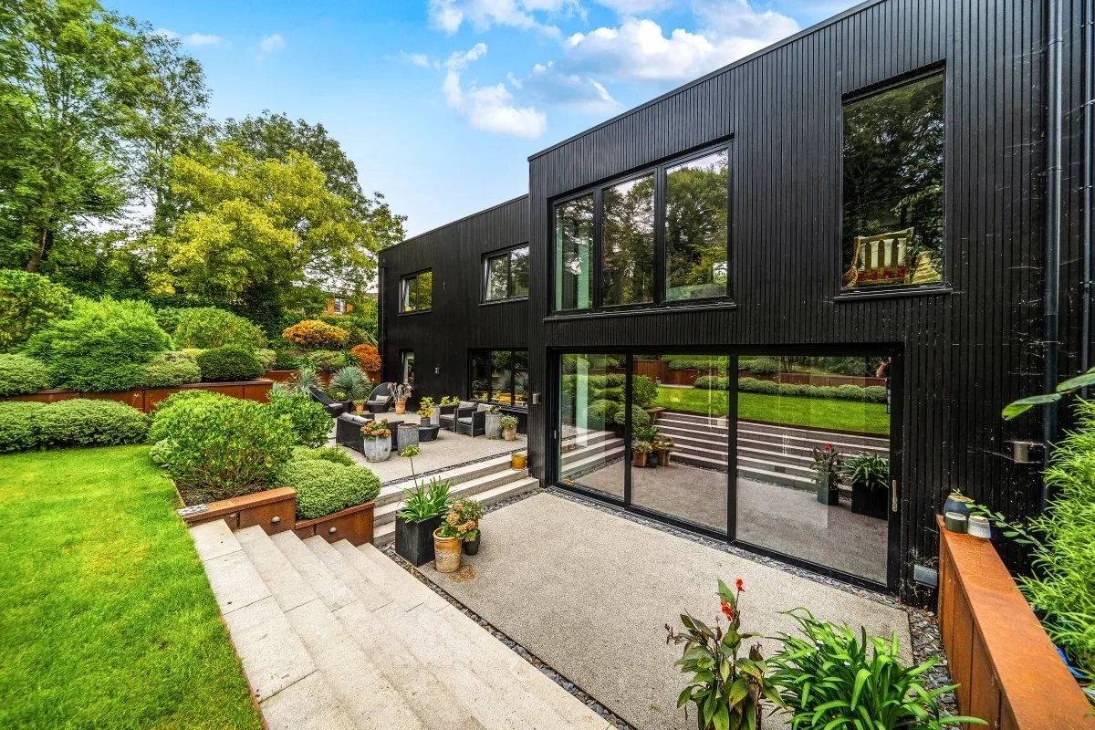5 bed house to rent, Alders Road, Reigate, RH2