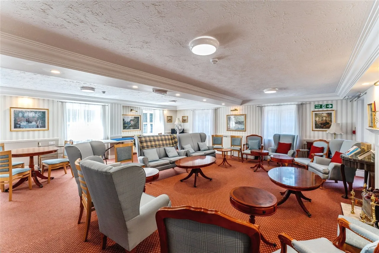 Church Crescent, London, N10, photo 19