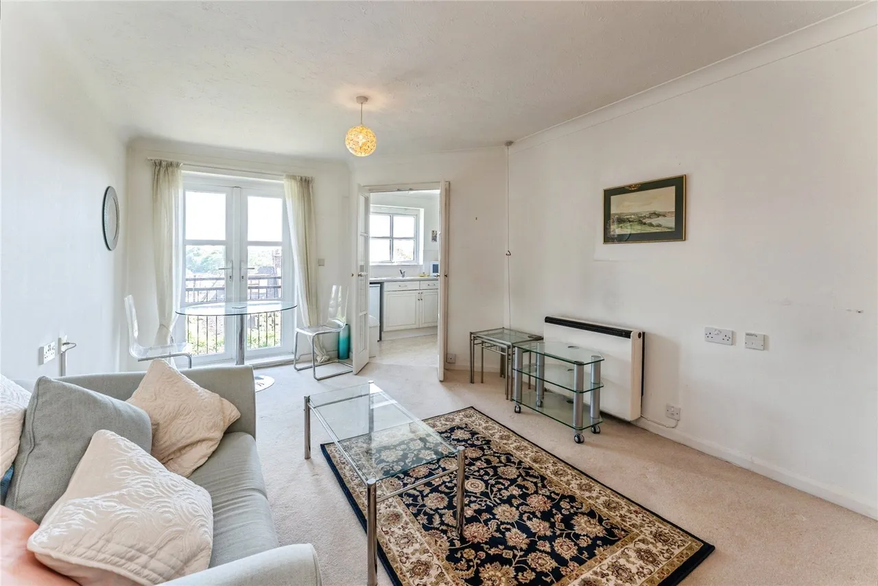 Church Crescent, London, N10, photo 2