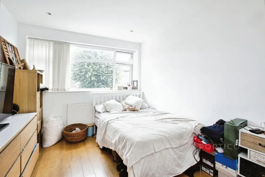 Raglan Road, London, E17, photo 7