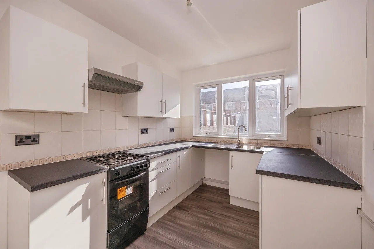 Agincourt Road, Portsmouth, PO2, photo 7