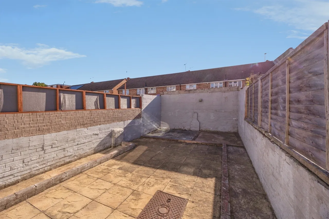 Agincourt Road, Portsmouth, PO2, photo 8