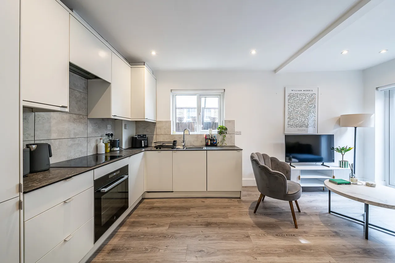 Delia Street, London, SW18, photo 5