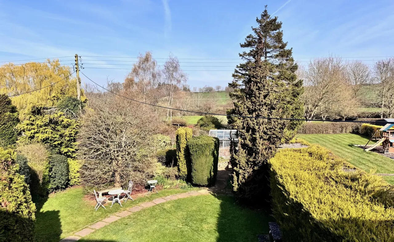 Courtington Lane, Bloxham, OX15, photo 17