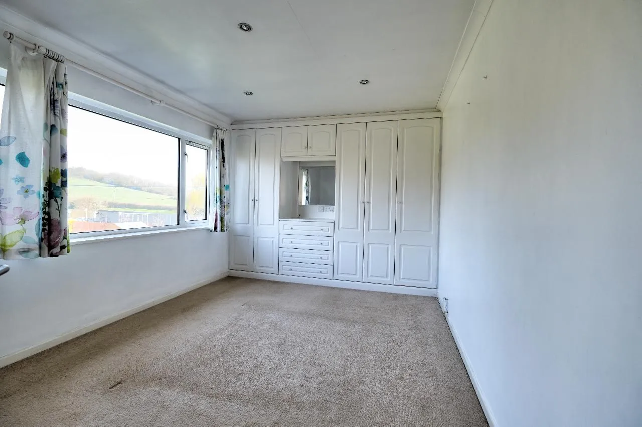 Courtington Lane, Bloxham, OX15, photo 11