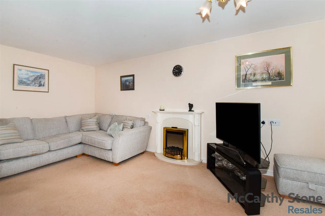 Sandhurst Street, Oadby, LE2, photo 3