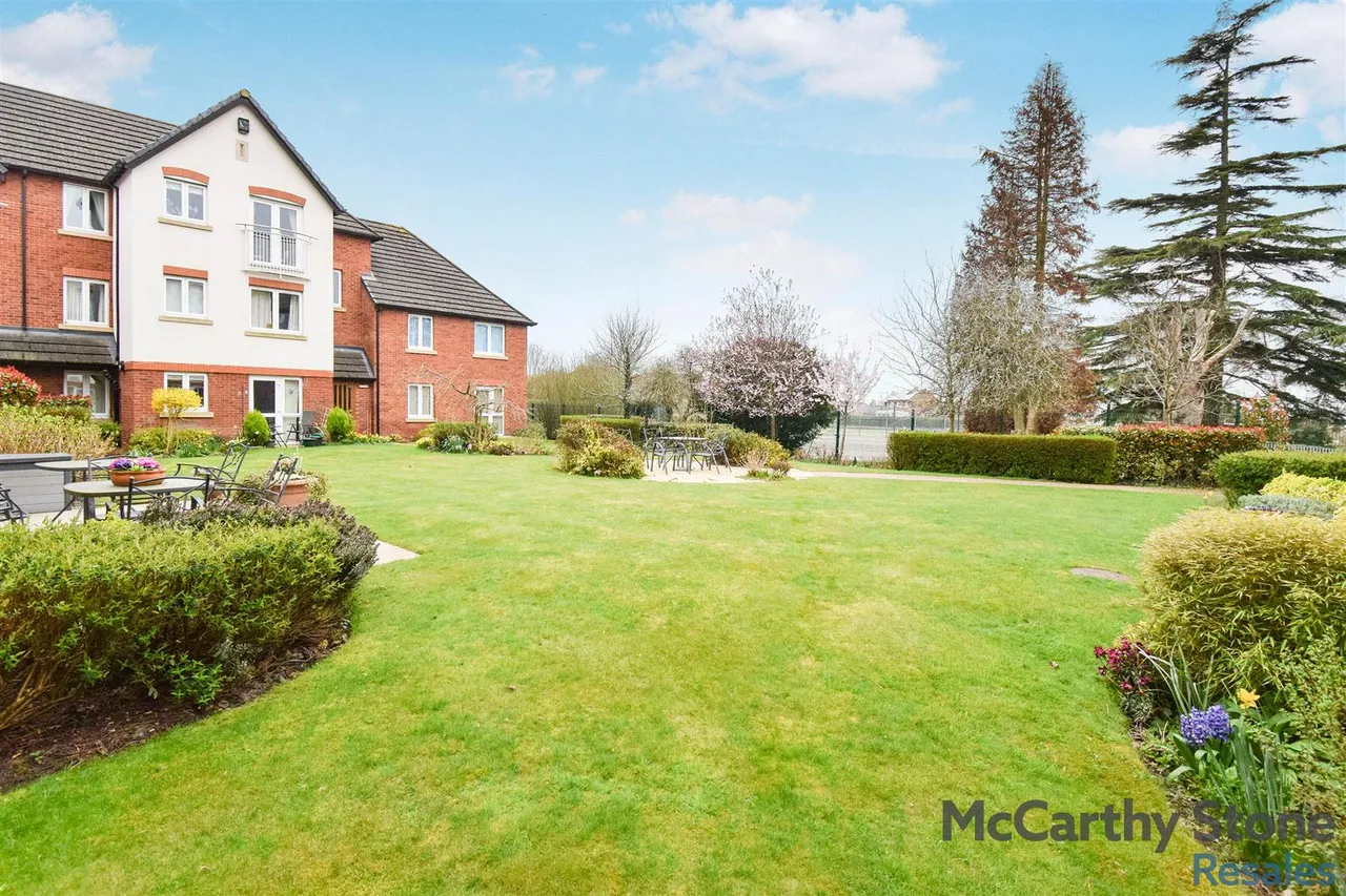 Sandhurst Street, Oadby, LE2, photo 16