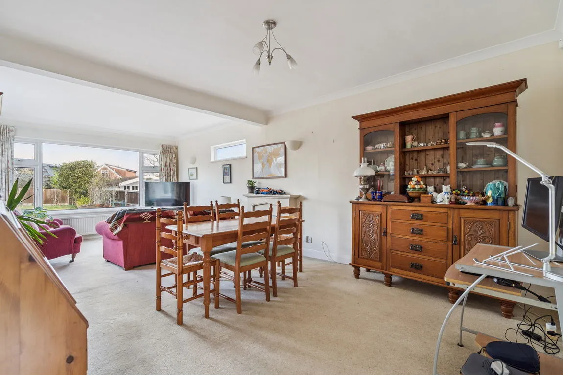 Woodford Crescent, Pinner, HA5, photo 4