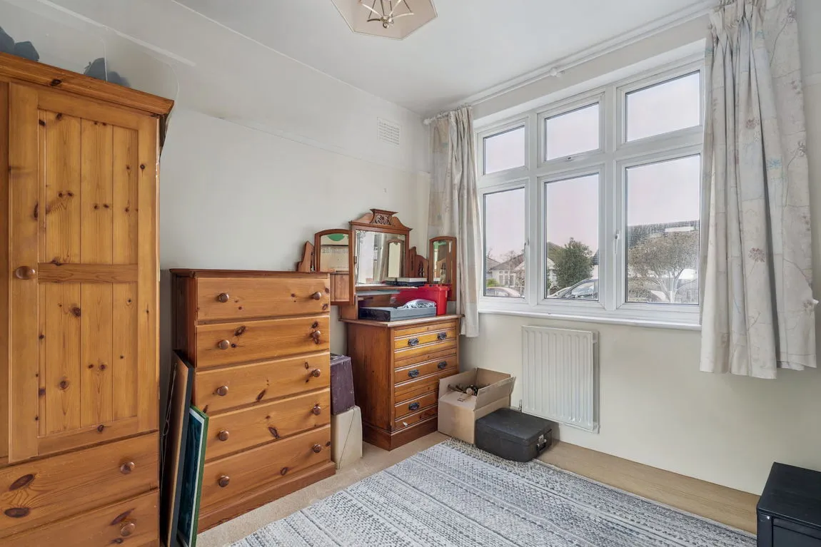 Woodford Crescent, Pinner, HA5, photo 12