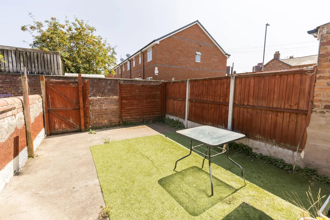 Church Street, Ellesmere Port, CH65, photo 11