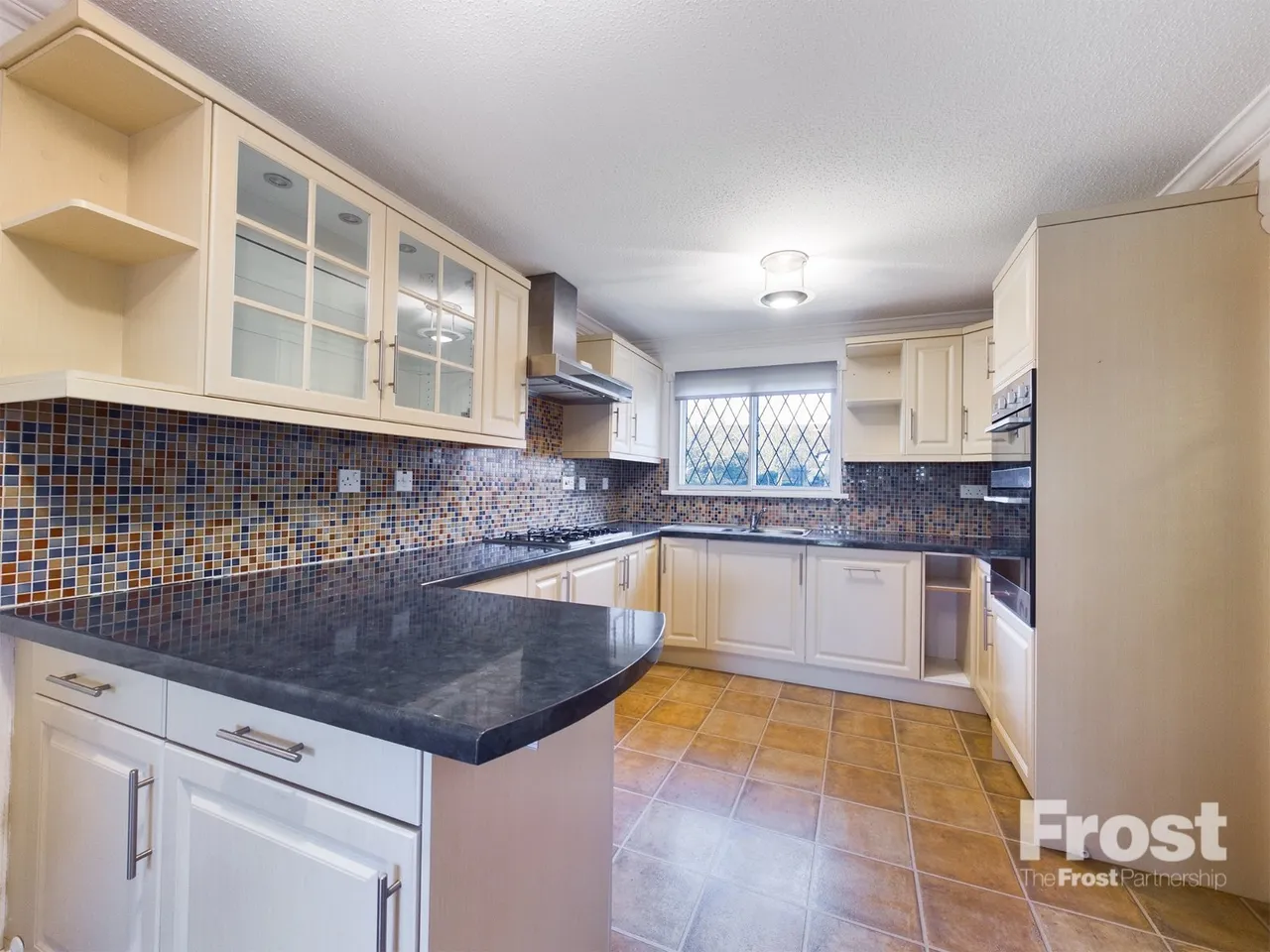 Maisie Webster Close, Stanwell, TW19, photo 3