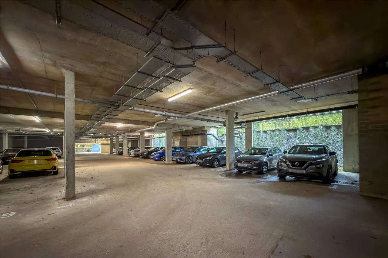 Manor Road, St. Albans, Hertfordshire, AL1 3FX, photo 9