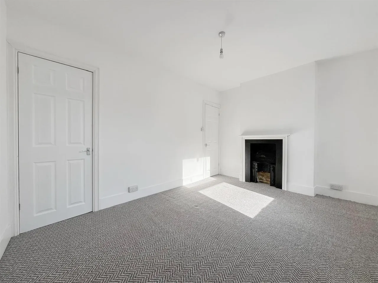 Spring Street, St. Leonards-On-Sea, East Sussex, TN37 6JF, photo 3