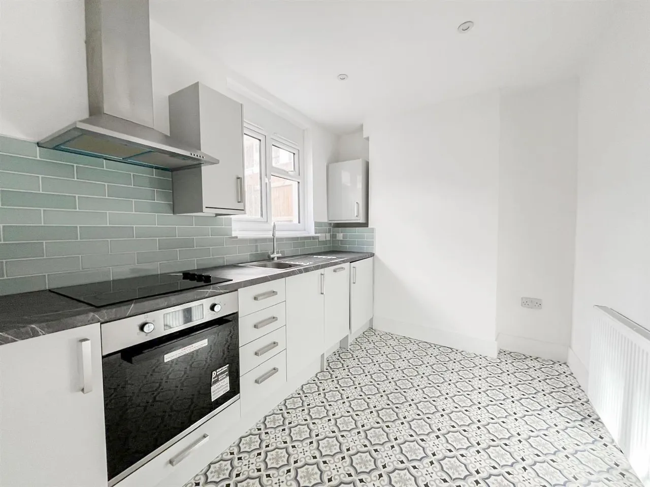 Spring Street, St. Leonards-On-Sea, East Sussex, TN37 6JF, photo 6