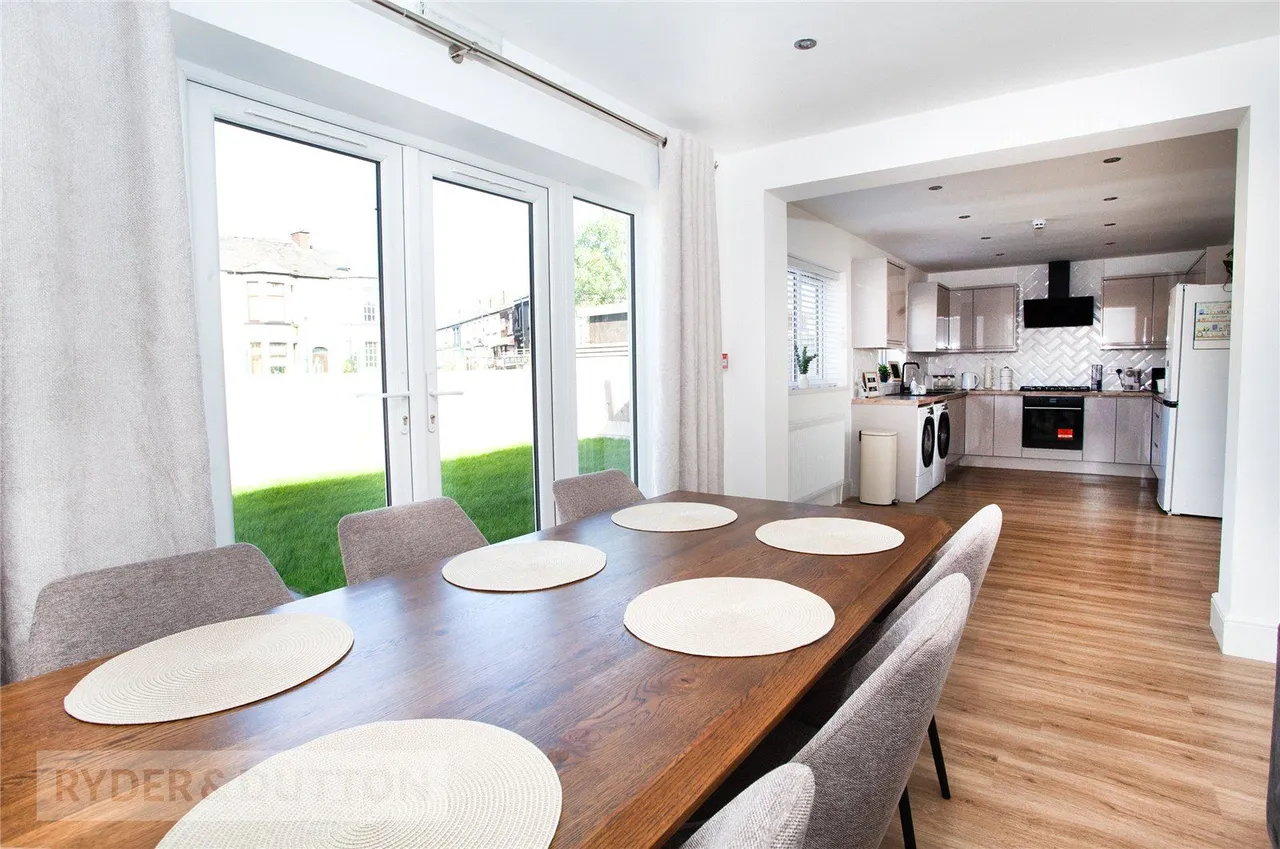 Royal Avenue, Heywood, OL10, photo 9