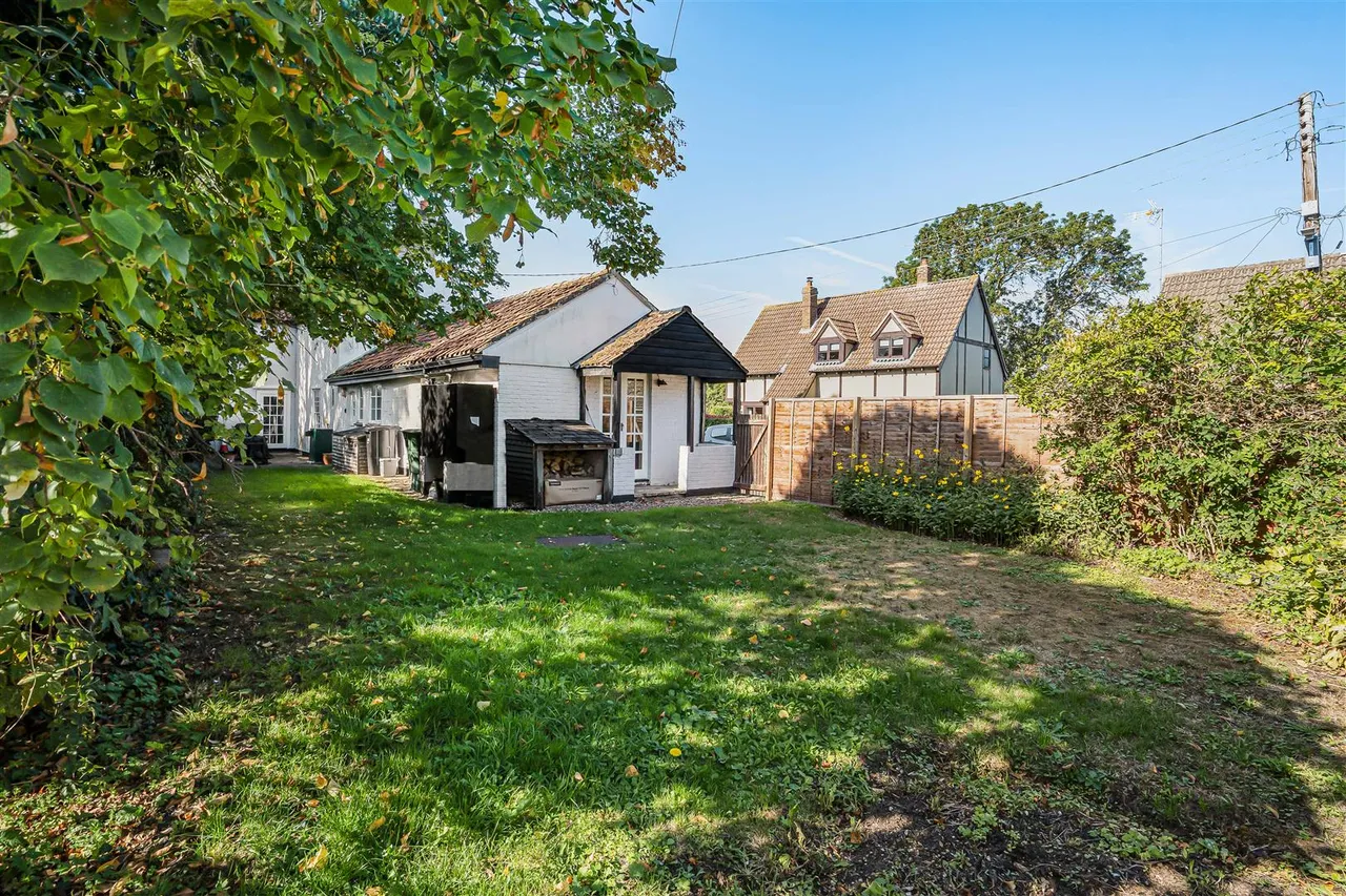 New Street, Chippenham, CB7, photo 4