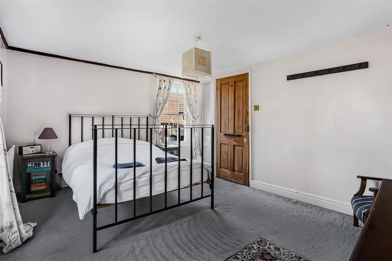 New Street, Chippenham, CB7, photo 16