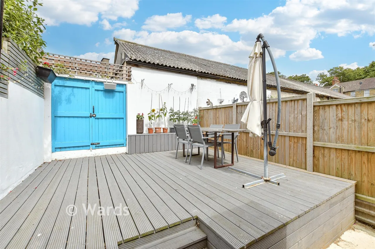 2 bed house for sale, Dane Park Road, Margate, CT9