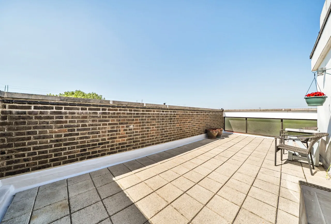 West Drive, London, SW16 1RT, photo 2