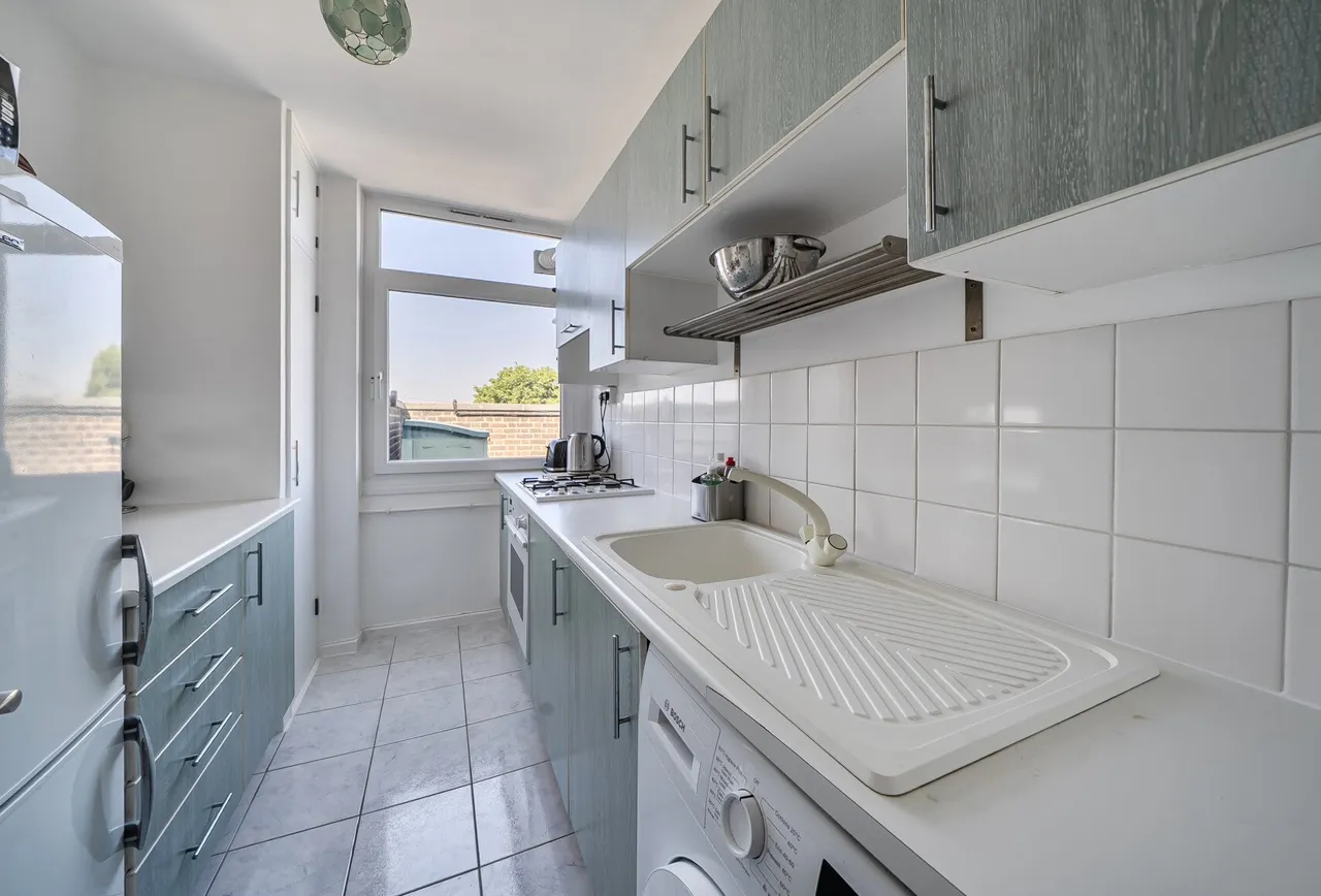 West Drive, London, SW16 1RT, photo 6