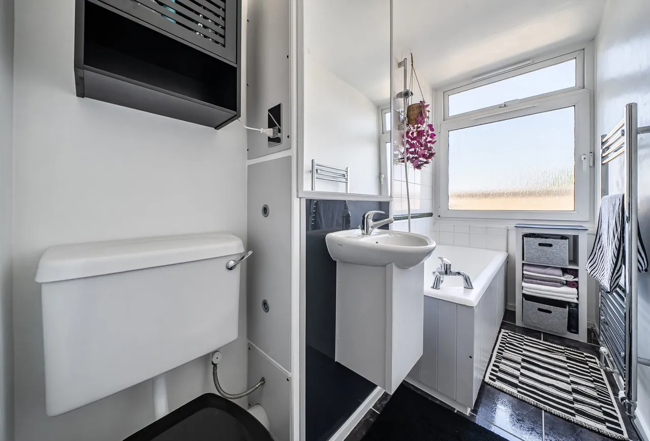 West Drive, London, SW16 1RT, photo 9