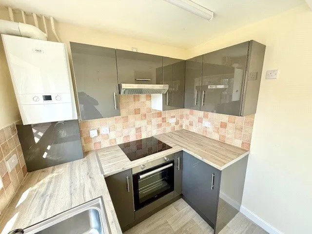 Stourbridge Road, Kidderminster, Worcestershire, DY10 2PN, photo 16