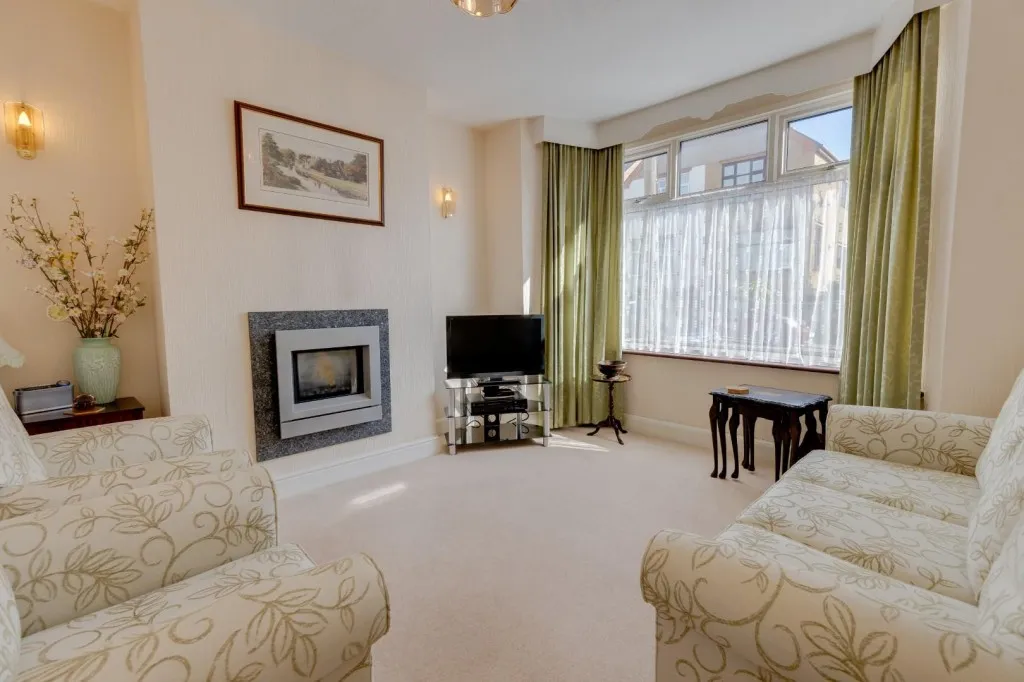 Beech Avenue, Abington, photo 3
