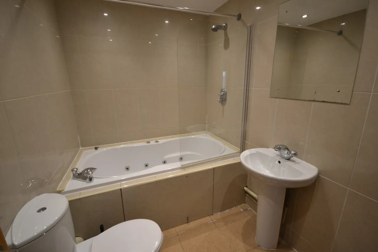 Fosse Road South, LE3, photo 7