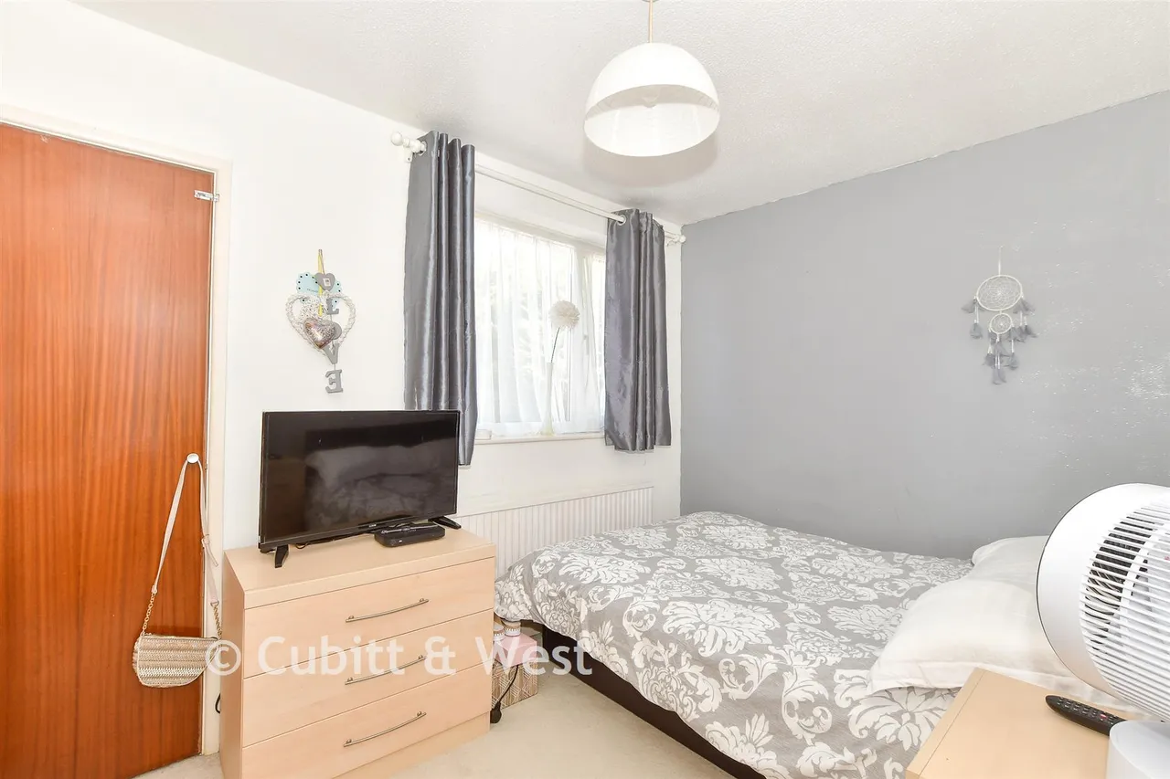 Kings Ride, Burgess Hill, RH15, photo 12