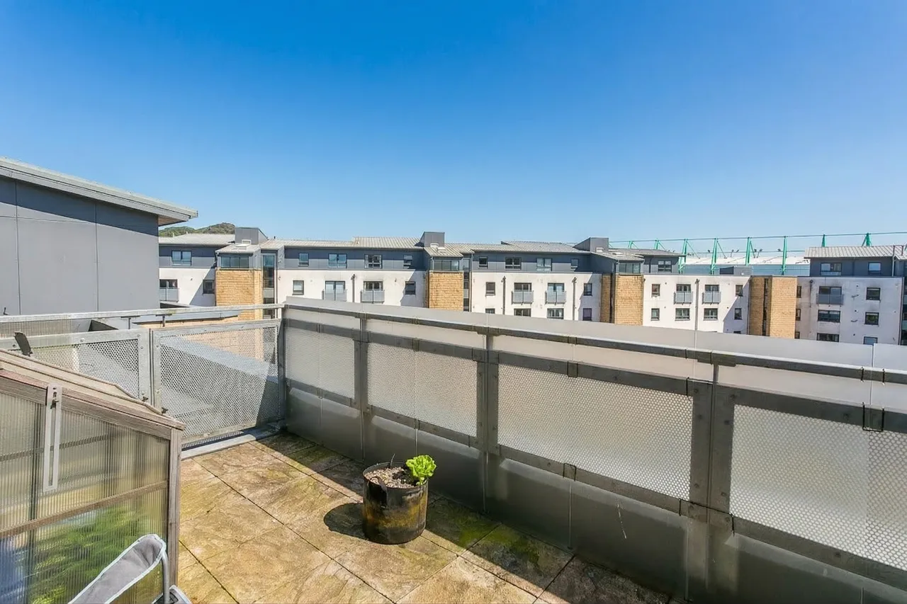 Hawkhill Close, Edinburgh, EH7, photo 6