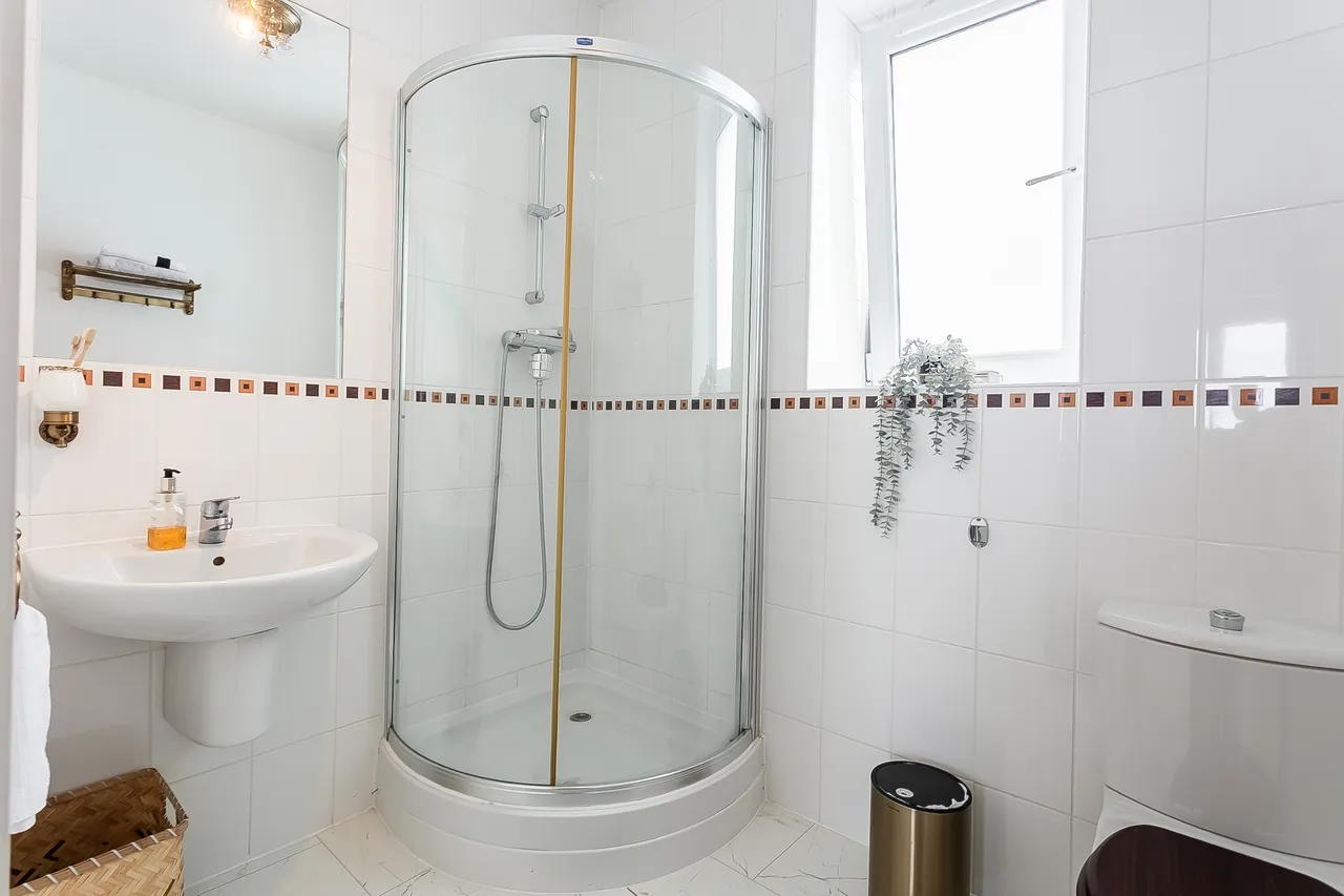 Hawkhill Close, Edinburgh, EH7, photo 14
