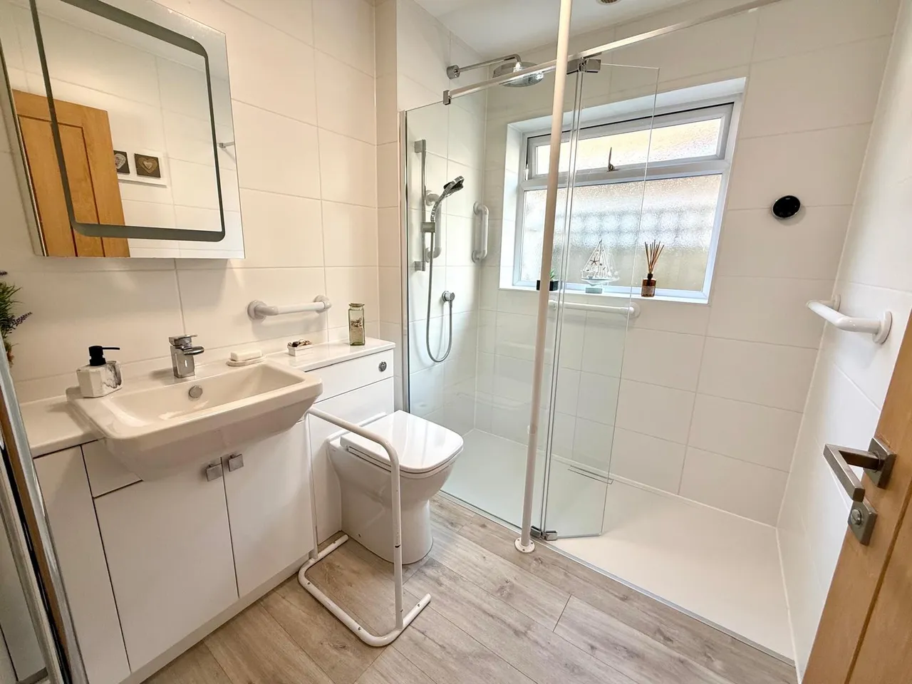 Boness Road, Swindon, Wiltshire, SN4 9DY, photo 4