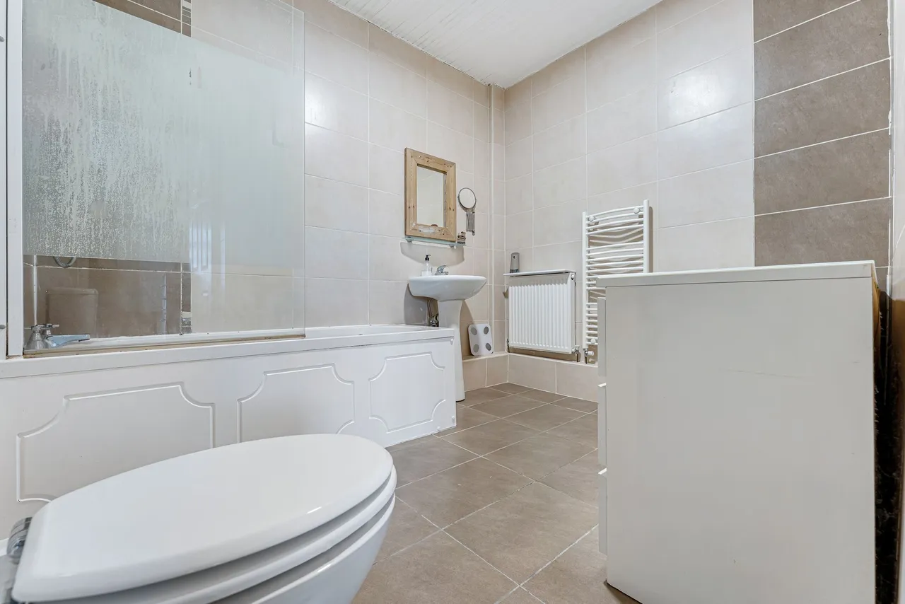 Woodend Avenue, Hunts Cross, Liverpool, Liverpool, L25 0PA, photo 29