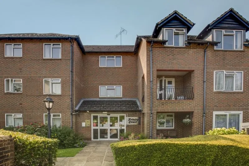 2 bed flat for sale — Wethered Road, Marlow SL7 3TZ