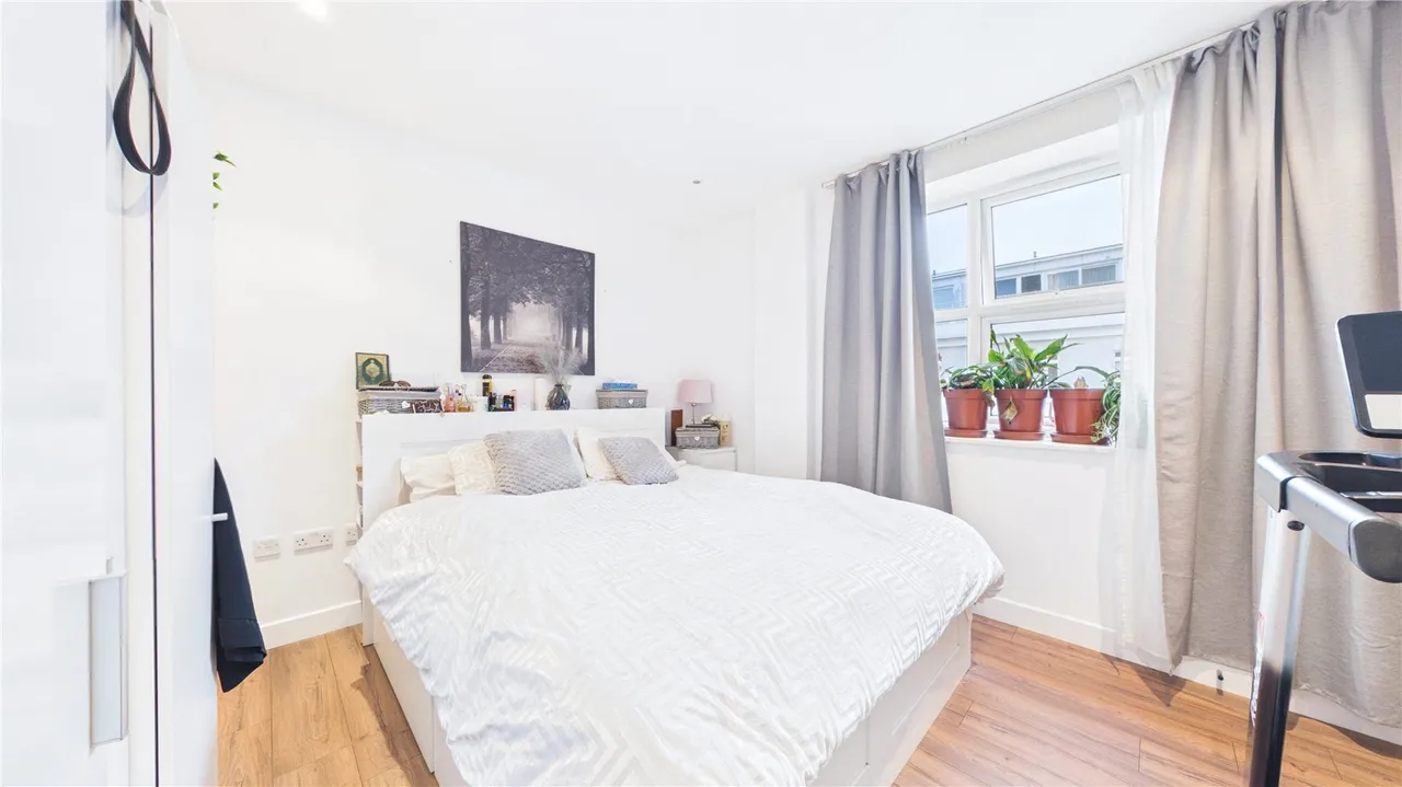 Bromyard Avenue, London, W3, photo 5
