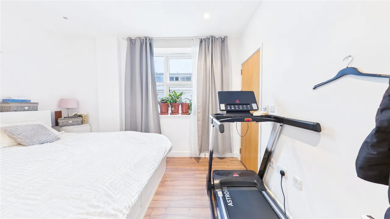 Bromyard Avenue, London, W3, photo 4