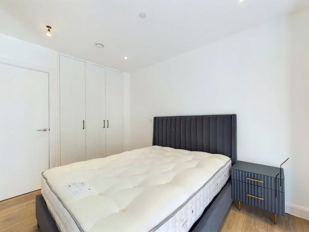 Seagull Lane, London, E16, photo 5