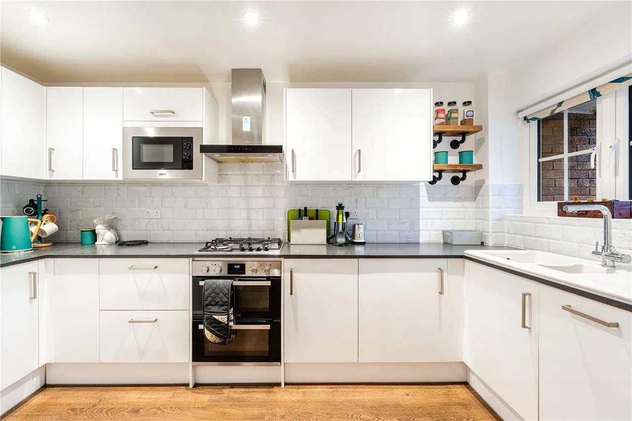 Appleby Close, Twickenham, TW2 5NA, photo 7