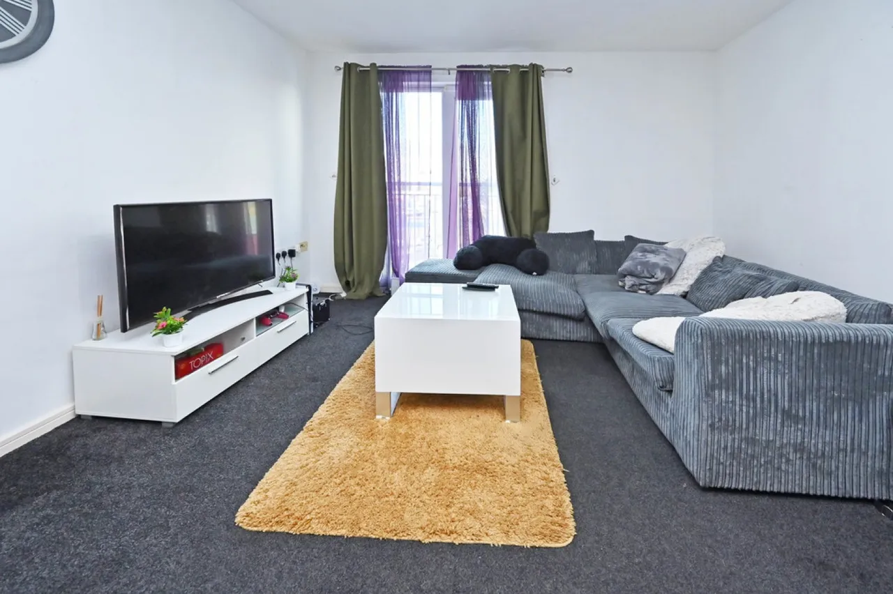 Lancashire Court, Federation Road, Burslem, photo 2
